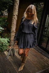 Black Long Sleeves Pleated Waist Mini Dress