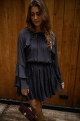 Black Long Sleeves Pleated Waist Mini Dress