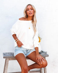 White Solid Boat Neckline Sweatshirt