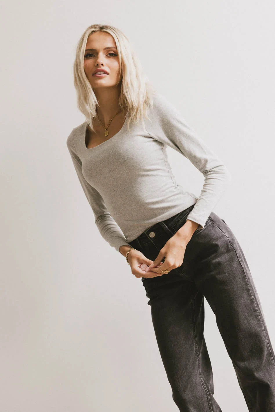 Polly Scoop Neck Top in Heather Grey