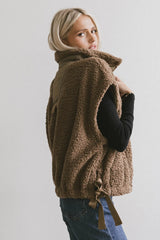 Johanna Sherpa Vest in Brown