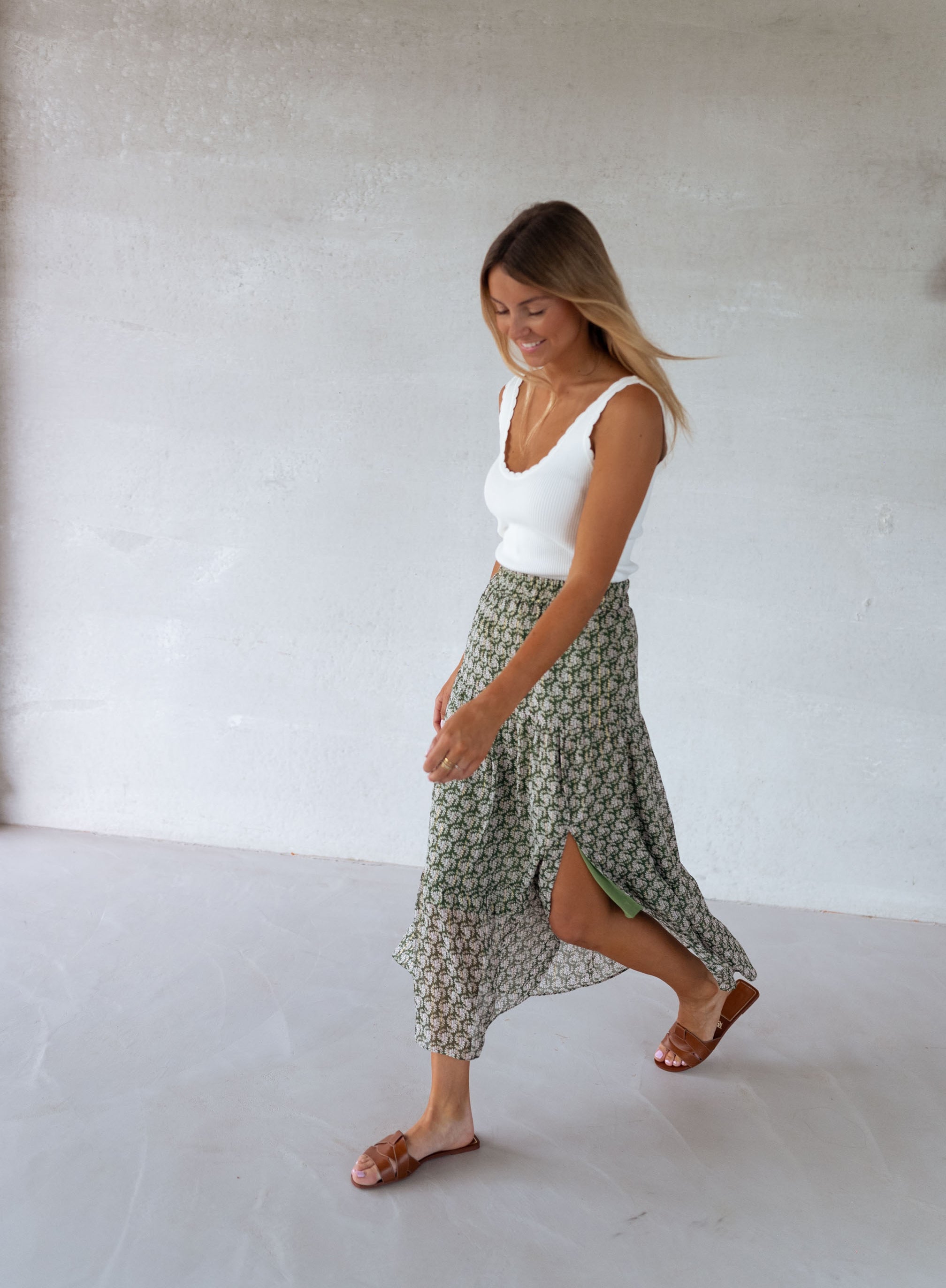 Scalloped Edge Knit Tank Top