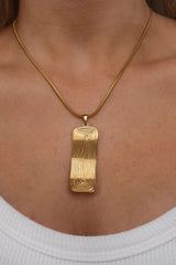 Roxy Golden Pendant Necklace