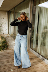 Black Highneck Slim Knit Sweater