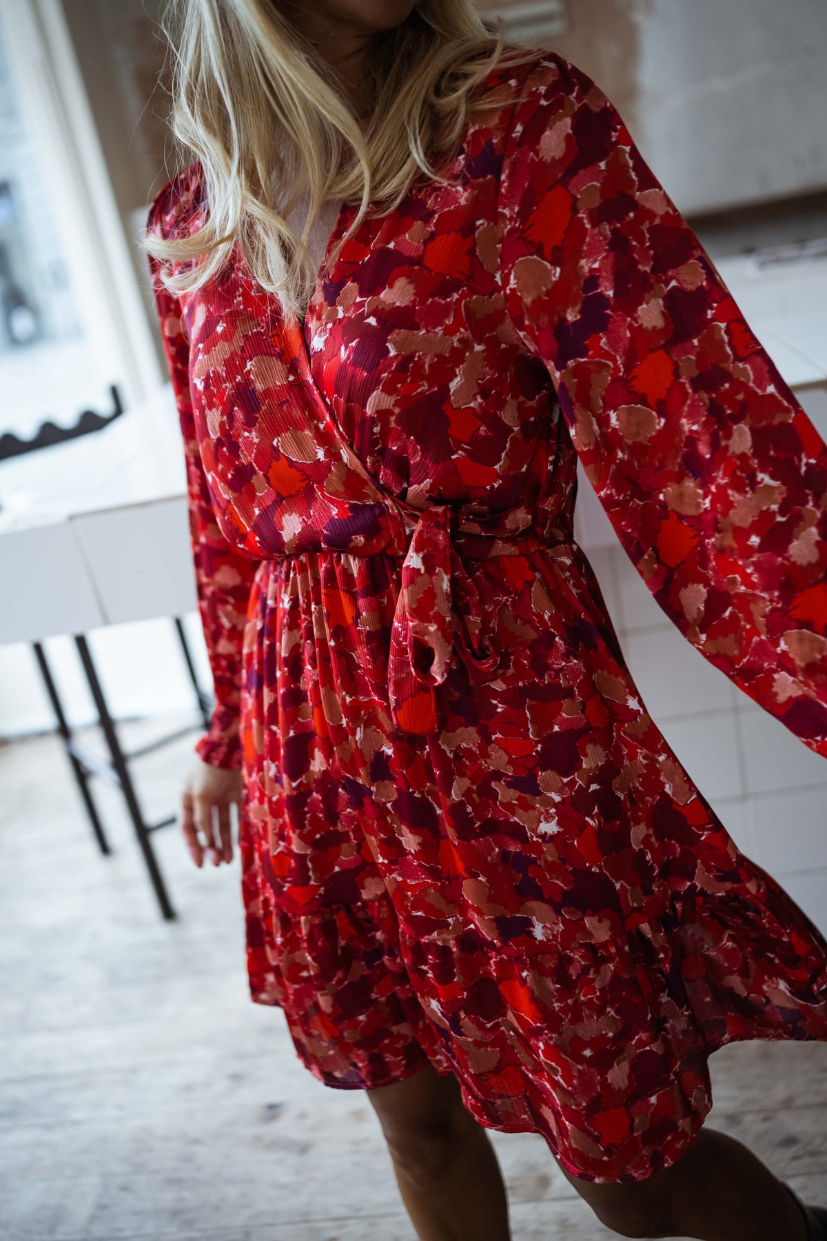 Red Floral Long Sleeves Mini Dress