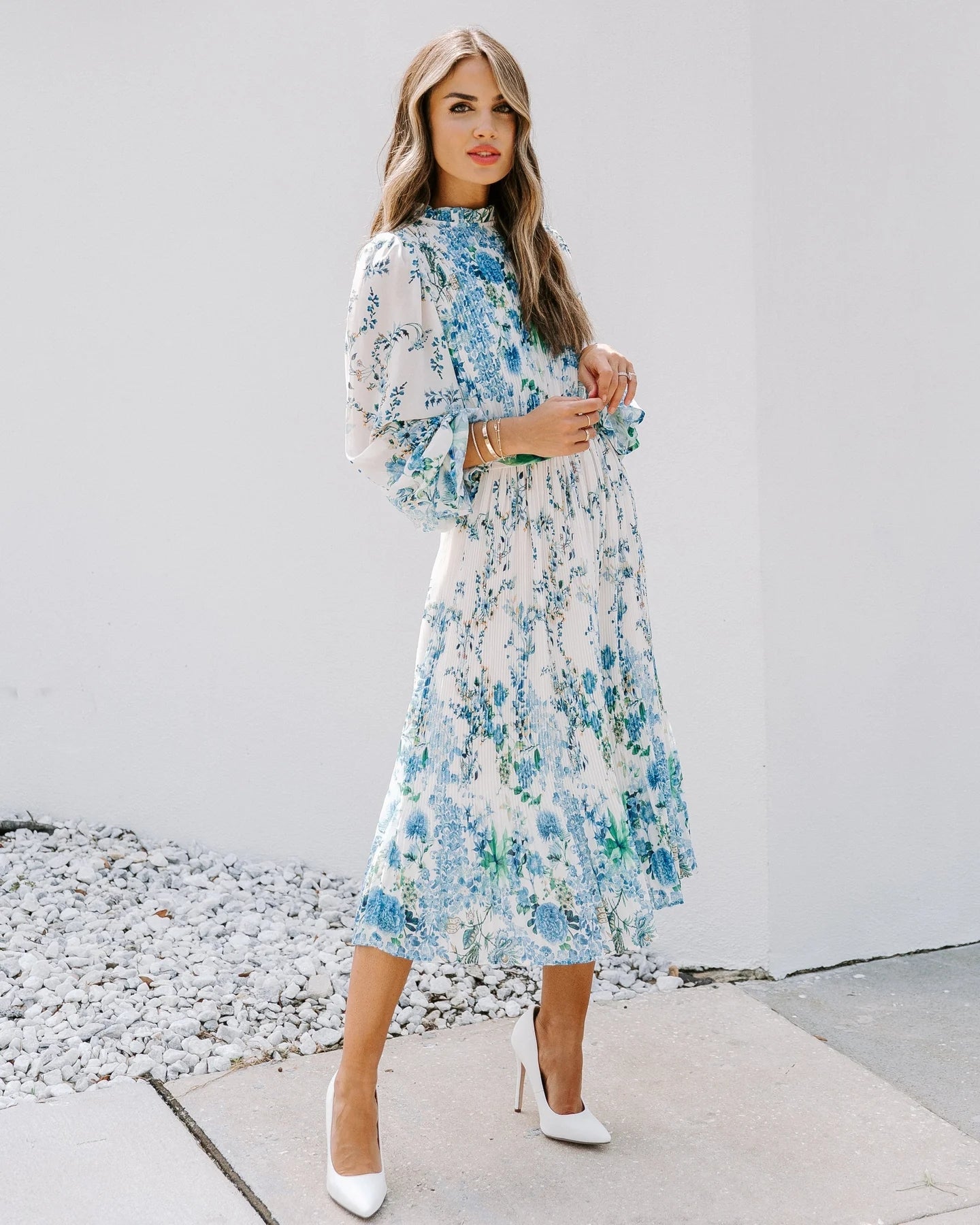 Blue Floral Long Sleeves Midi Dress – Groovy Mimi