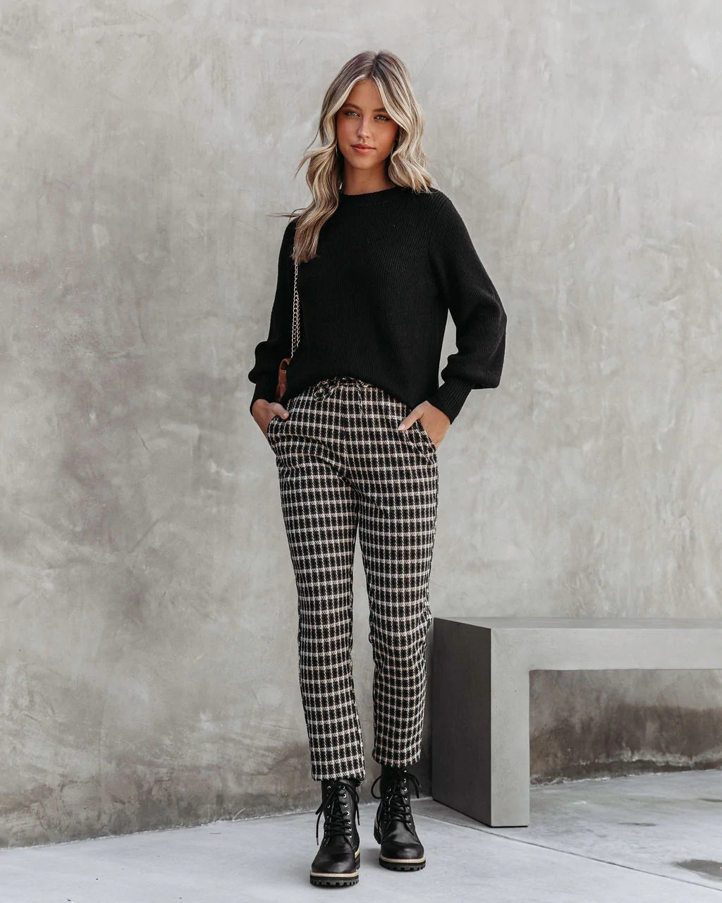 Black Knit Pullover Top