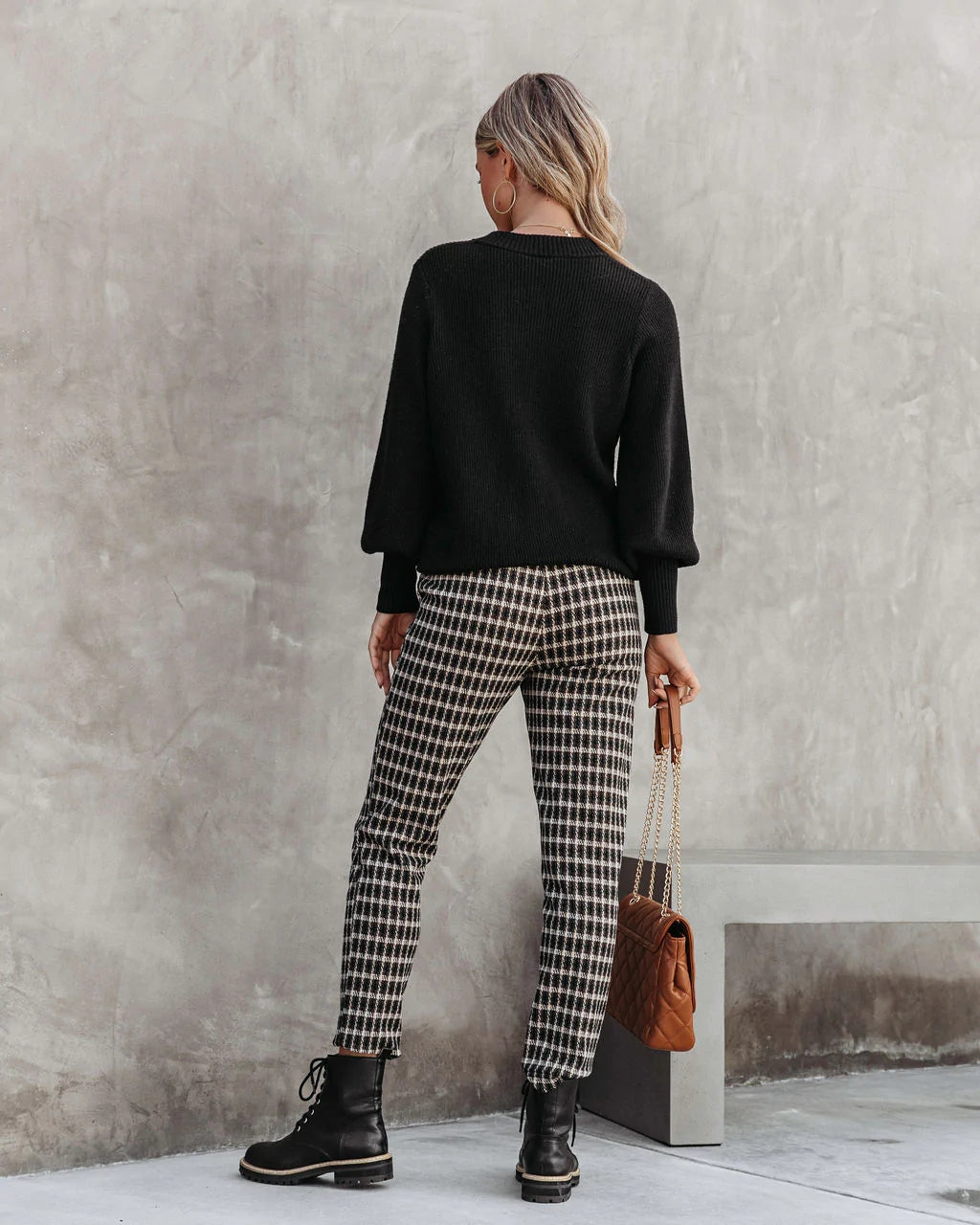 Black Knit Pullover Top