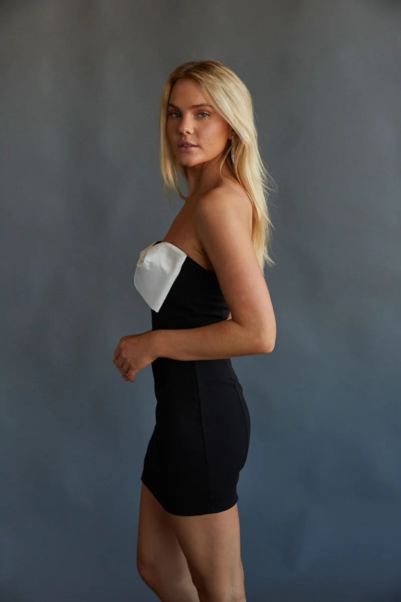 Black Contrast Bow Mini Dress – Groovy Mimi