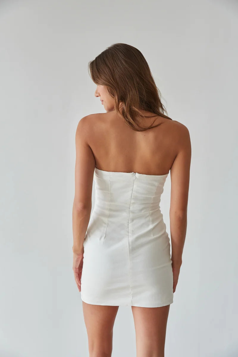 white bow mini dress White Strapless Bow Mini Dress – Groovy Mimi